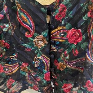 Vintage gold label Victoria’s Secret navy blue floral cami tank size medium